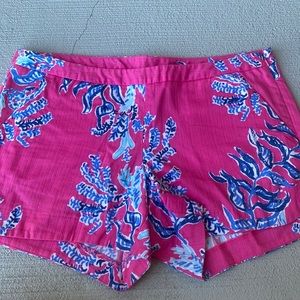 Lilly Pulitzer shorts. Size 4